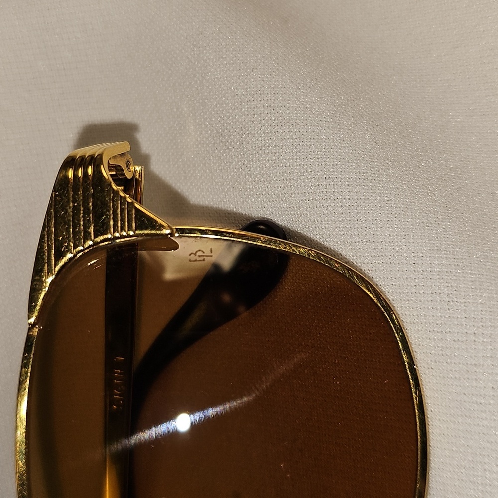 Ray-Ban Vintage Signet (Unisex Style) (W2051) Sunglasses - Picture 10 of 15